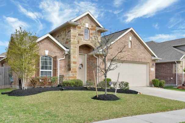https://FarihaC.NewConstructionHomesForYou.com
